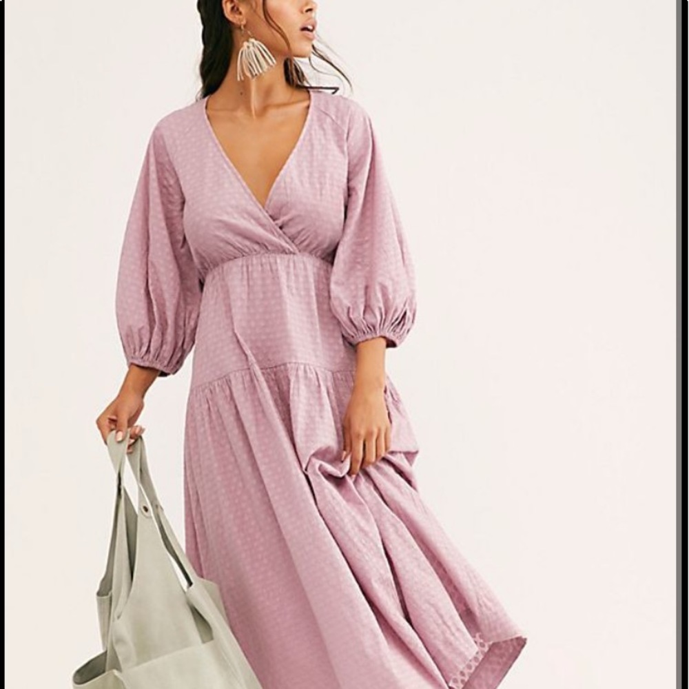 NWOT Like Air Midi Dress